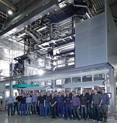 The WKS Druckholding GmbH with facilities in Essen and Wassenberg, Germany, has been running eight LITHOMAN presses, and the world’s largest heatset commercial press. | © manroland web systems