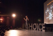 Ali Jelveh bei der Crowdversammlung von Protonet